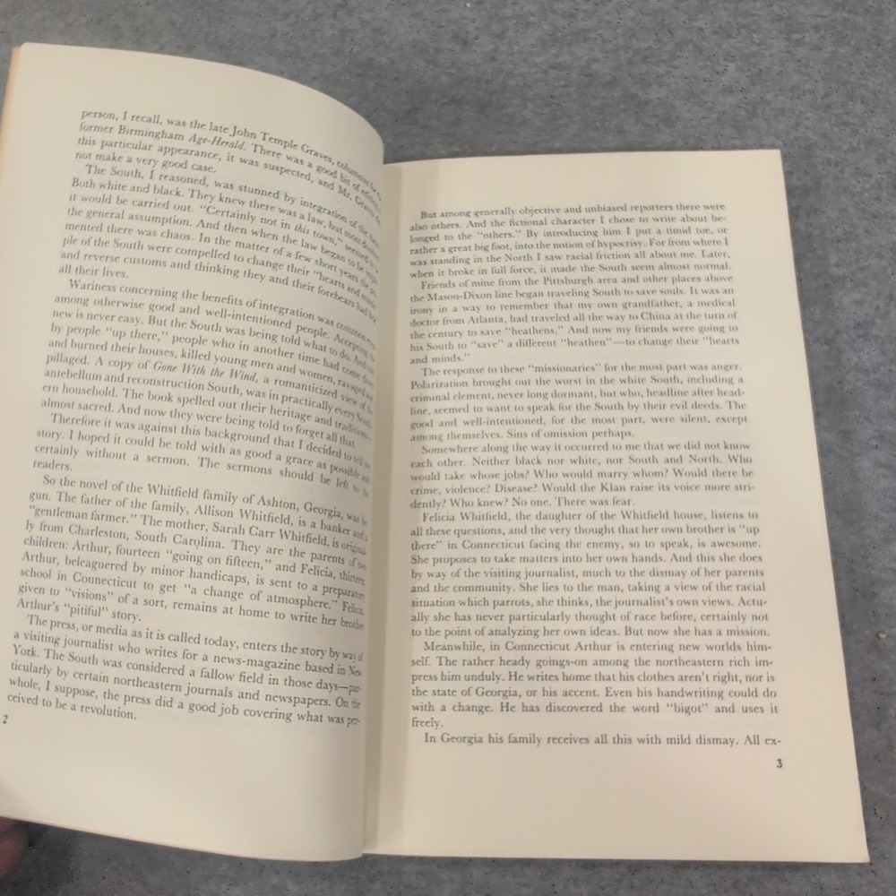 The Last of the Whitfields Elise Sanguinetti Paperback 1986 Alabama Classics - Picture 4 of 6